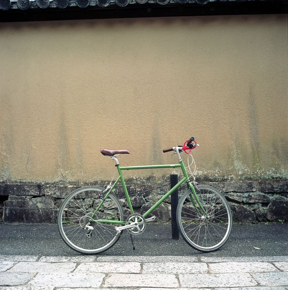 ローライフレックスで撮る自転車｜ROLLEIFLEX 2.8F + KODAK PORTRA 160