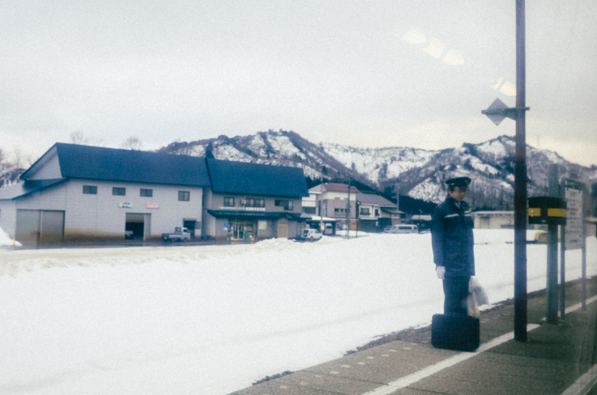 只見駅