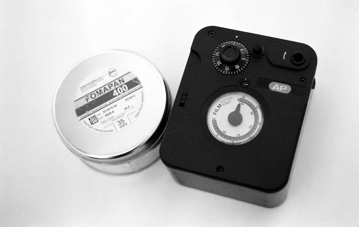 フィルムローダーを発掘しました｜Leica M3 + DR Summicron 1:2/50mm + Fomapan200 Creative