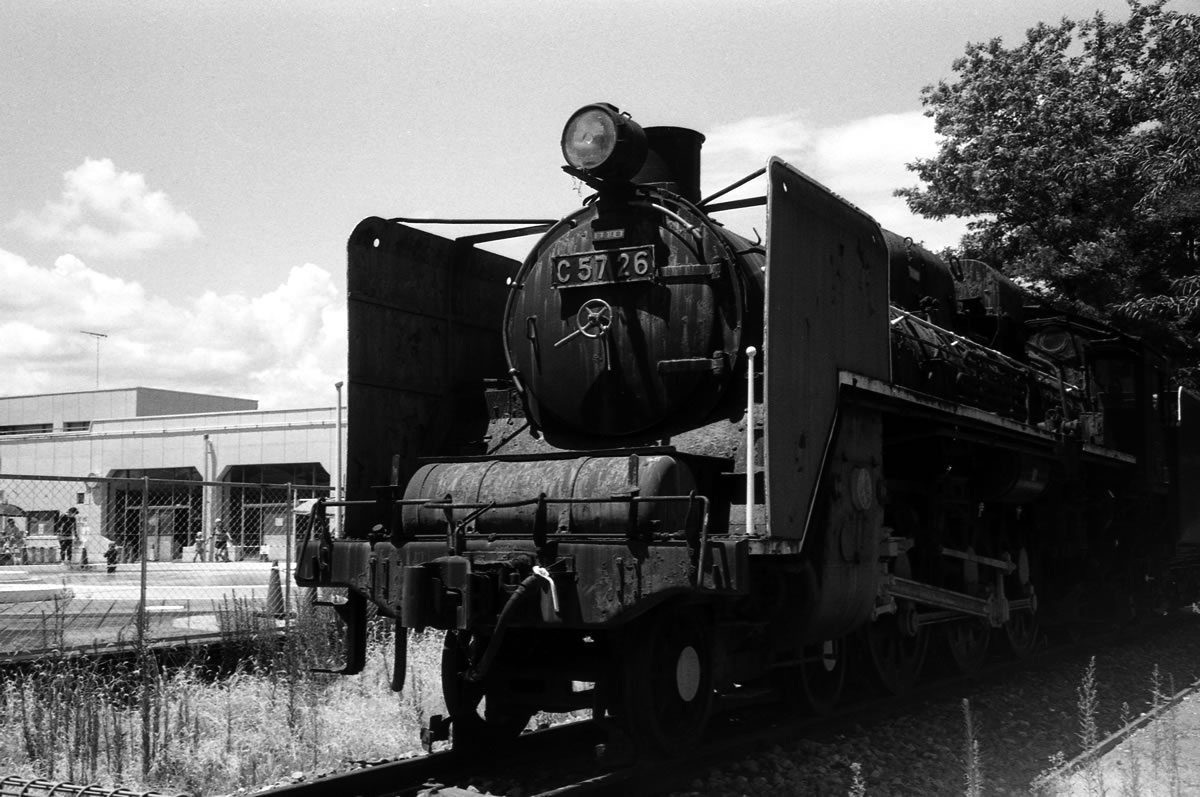 行田のSL｜Rollei 35S + MARIX 400