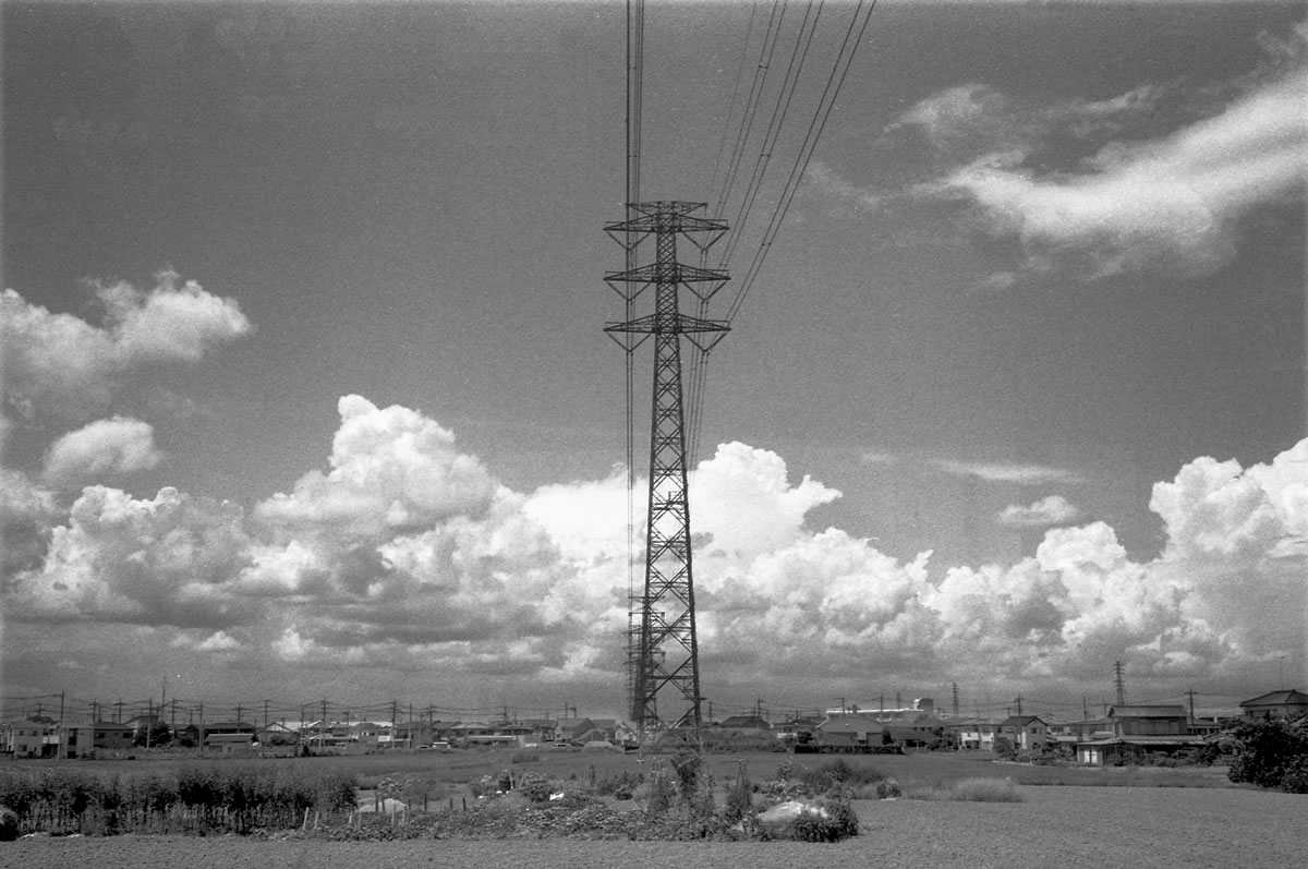 行田の夏空｜Rollei 35S + MARIX 400