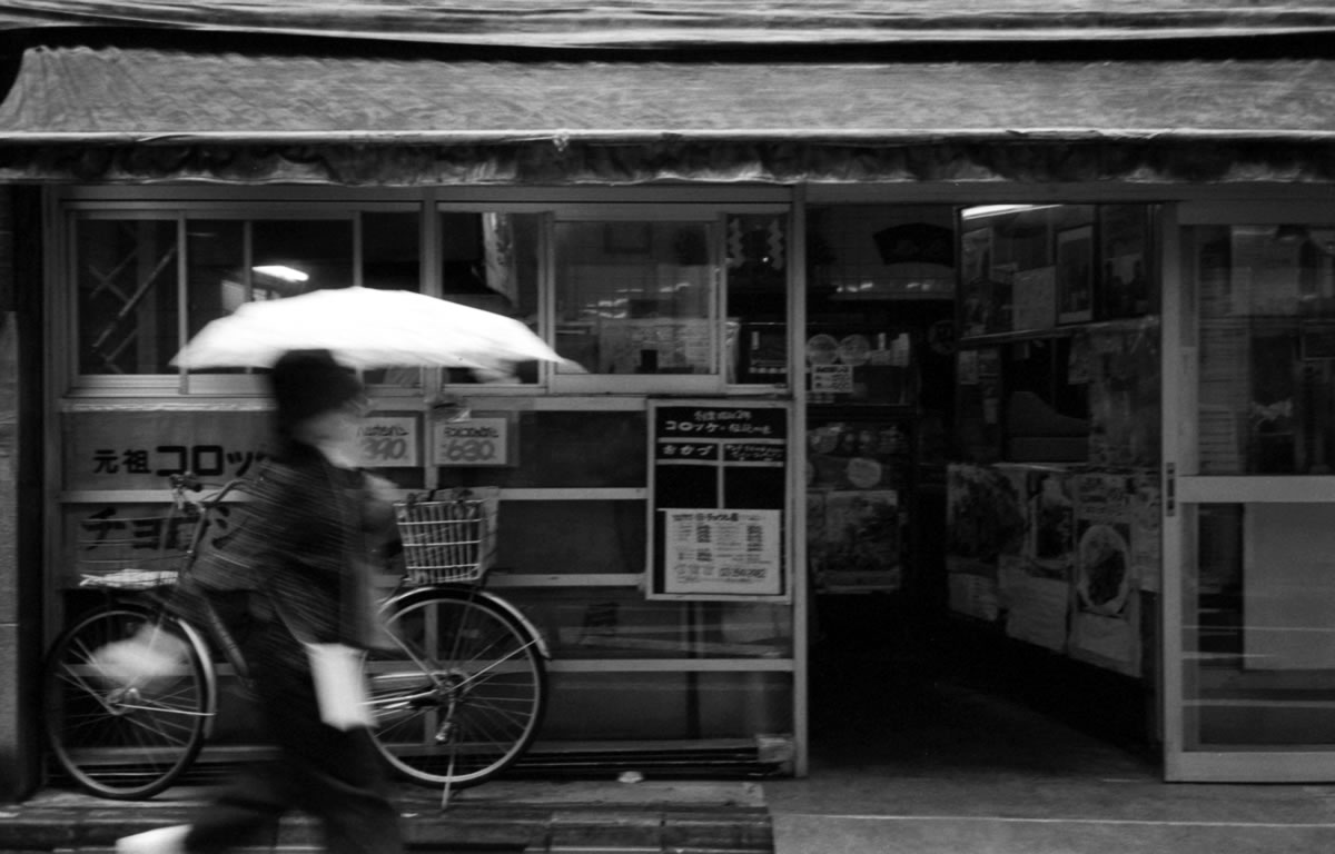 歴史から学ぶべきことは本当にたくさん｜Rollei 35S + Fomapan 400 Action