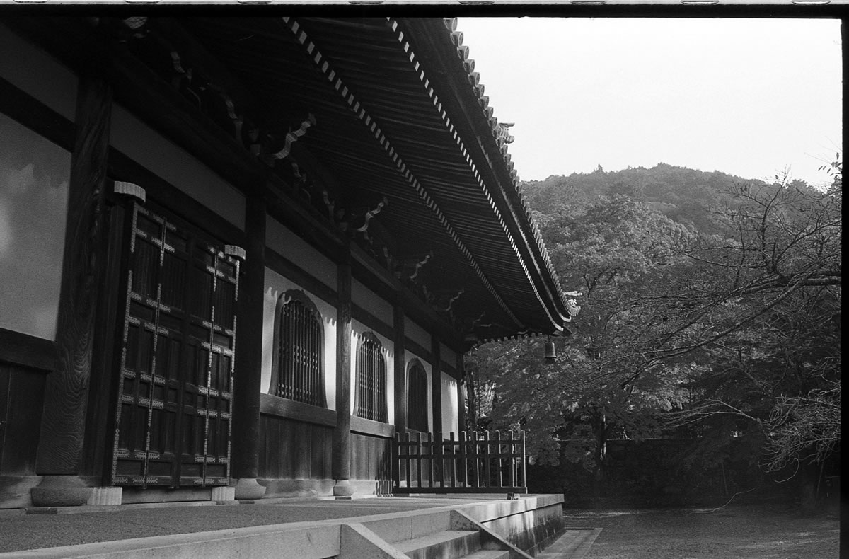 南禅寺｜LEICA M5 + SUMMILUX 35mm F1.4 + Kodak TRI-X 400