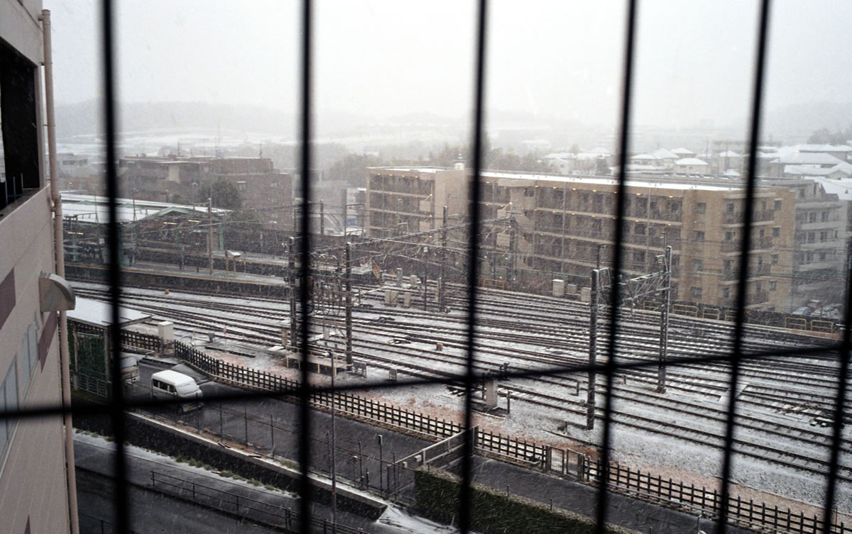 雪降る東京にて|Leica M3 + Summicron 35mm f/2 Goggles + KODAK Color Plus 200