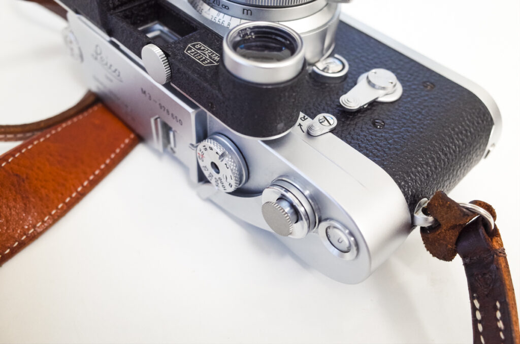 Leica M3にもソフトシャッターボタンを取り付けてみた