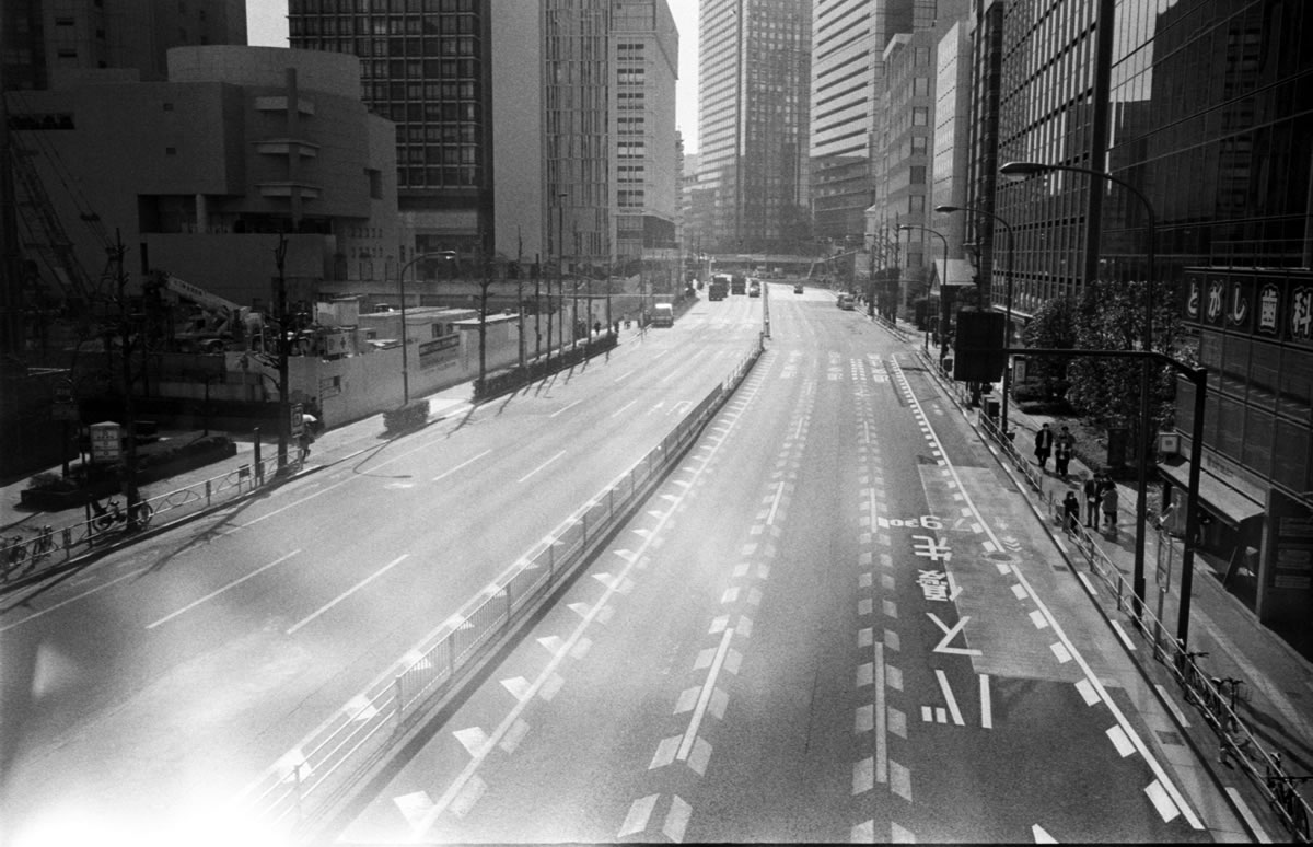 三田に行きます｜Leica M3 + SUMMARON-M f5.6/28mm + ILFORD HP5 PLUS