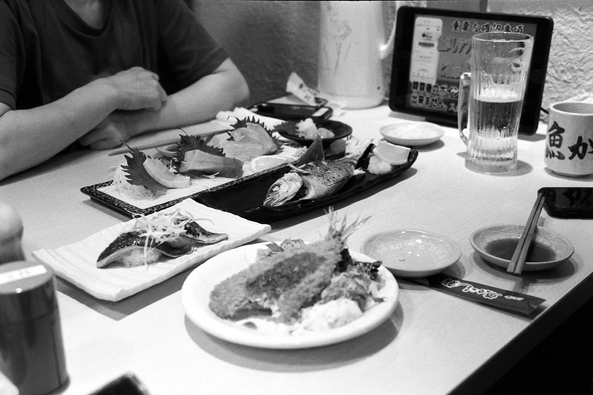 特に沼津店と富士吉田店は美味しい｜Rollei 35S + MARIX 400