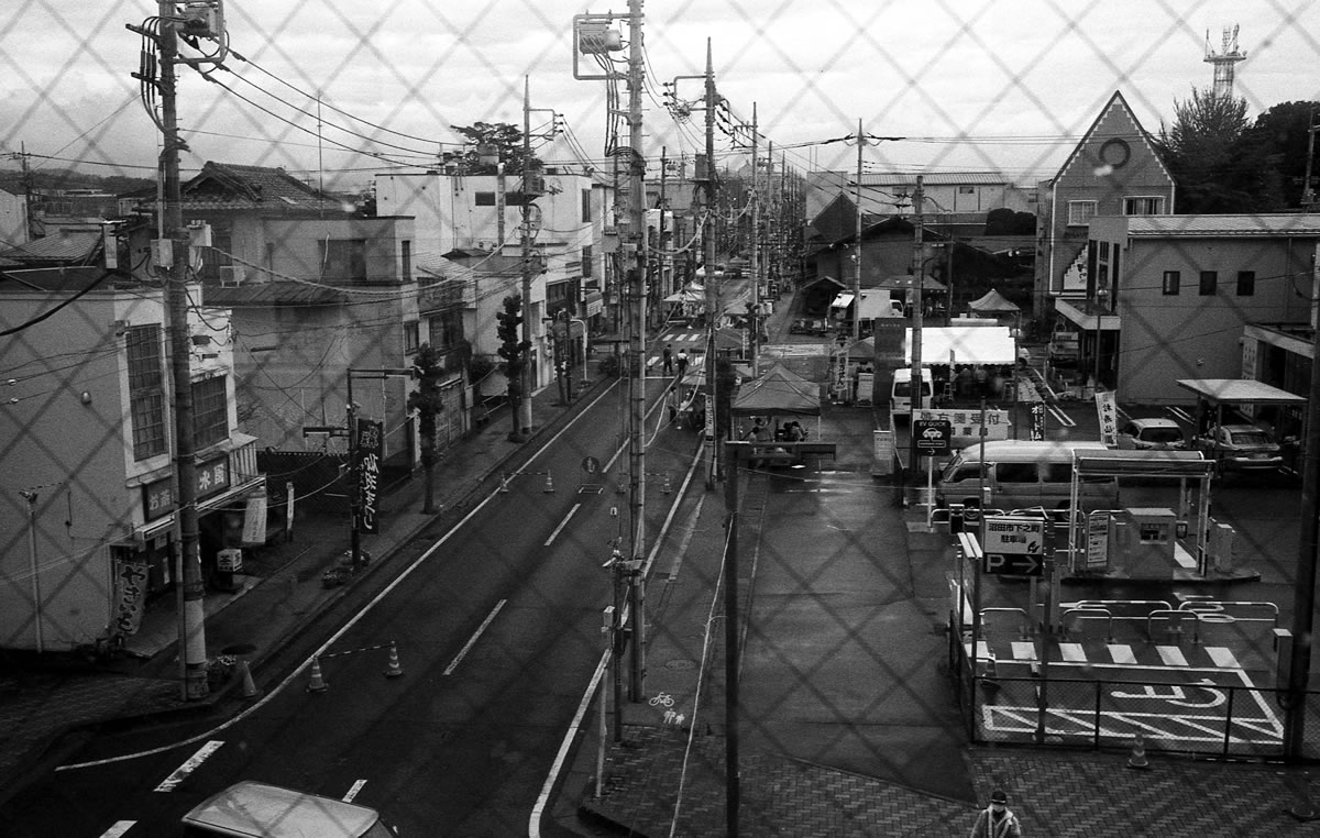 沼田市の中心街へ移動｜Leica M3 + Summaron 35mm F3.5 with goggles + Fomapan 400 Action