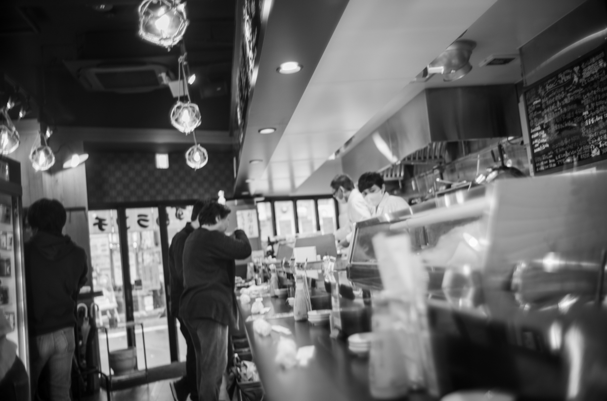 神田の寿司屋、弁慶でランチ｜Leica M10 Monochrome + Summilux 35mm f1.4