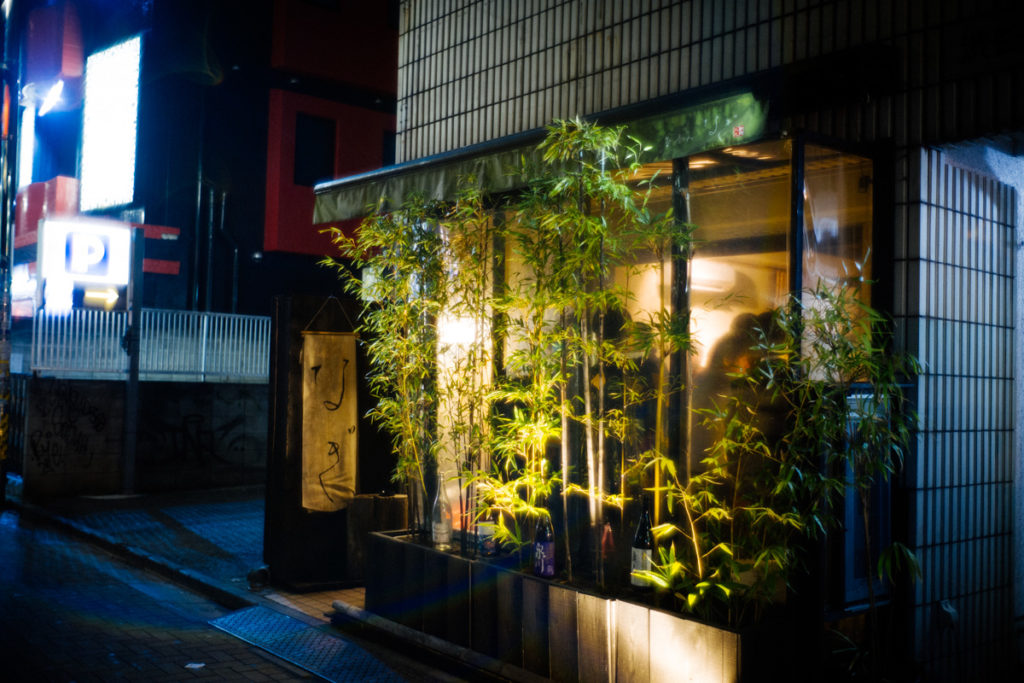 思いのほか大人気の立飲みなぎ|Leica M10 + Summilux 35mm f1.4