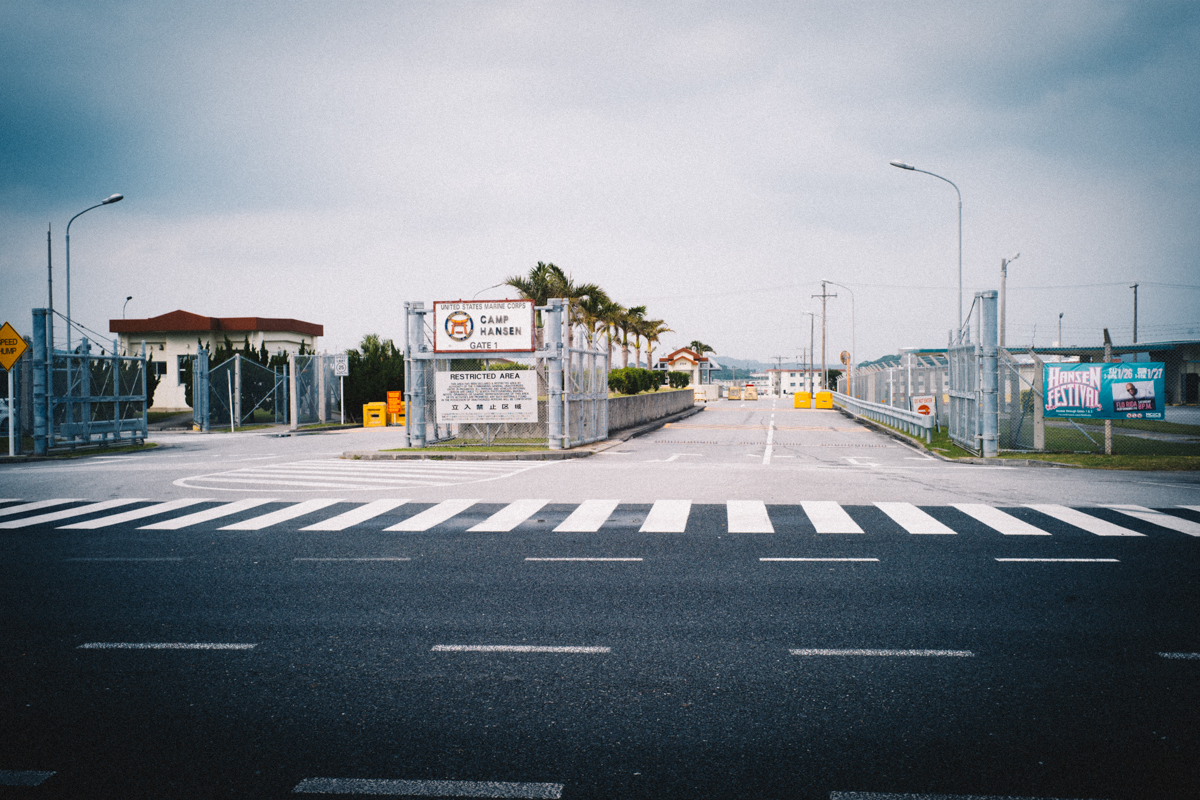 キャンプ・ハンセンのゲート ｜Leica M10 + Summilux 35mm f1.4