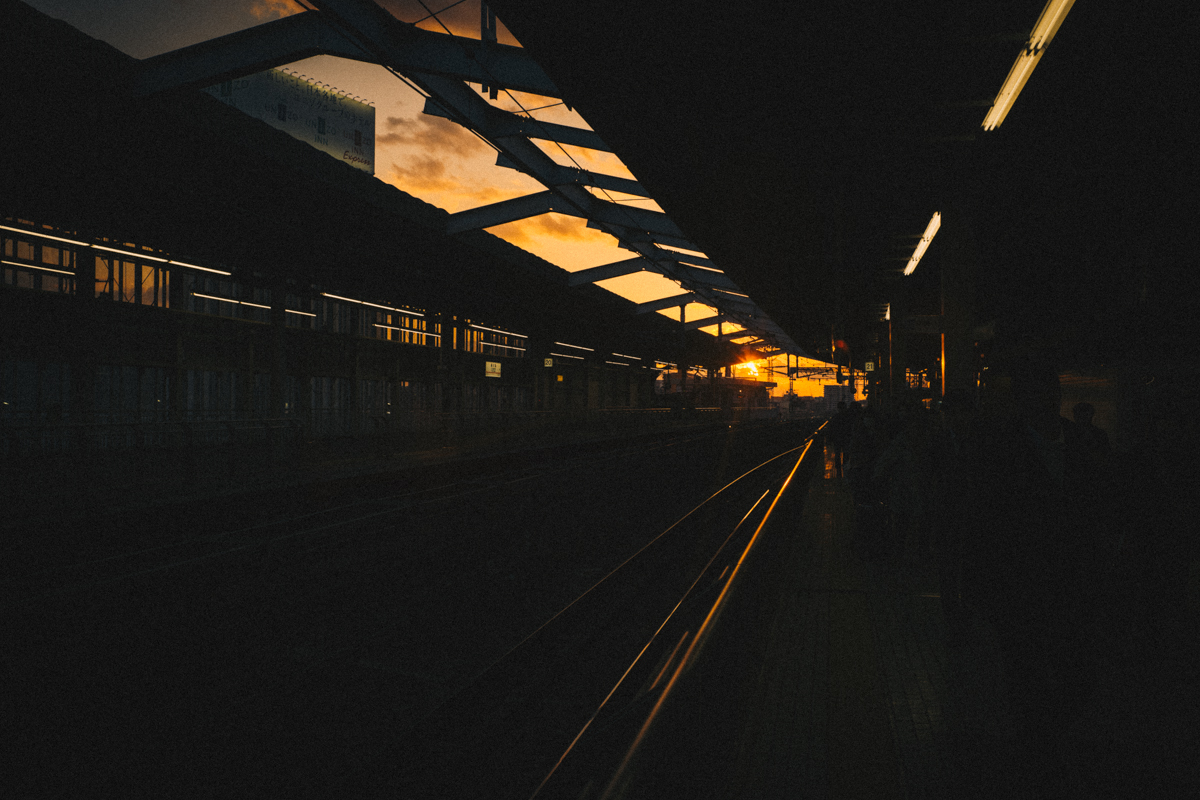 新大阪駅の夕暮れ｜Leica M10 + Summilux 35mm f1.4