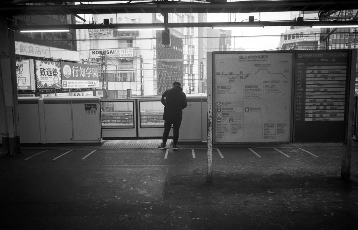 落としたズマロンで試写|Leica M5 + SUMMARON-M f5.6/28mm + Fomapan 200 Creative