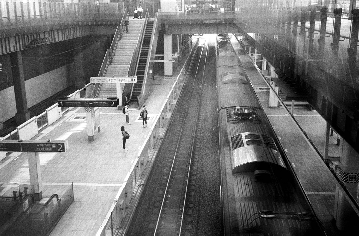 高輪ゲートウェイ駅｜Rollei 35S + MARIX 400