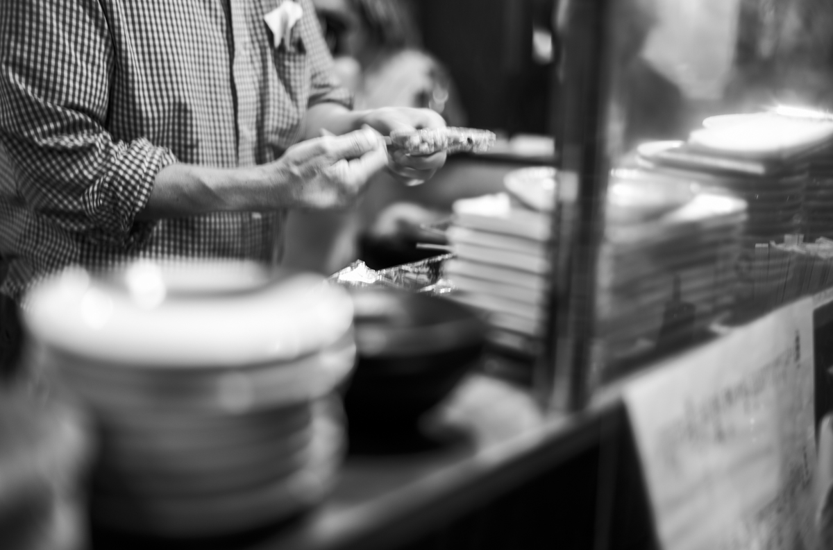 やきとん・やまちゃん⑥｜Leica M10 Monochrom + C Sonnar T* 1.5/50 ZM