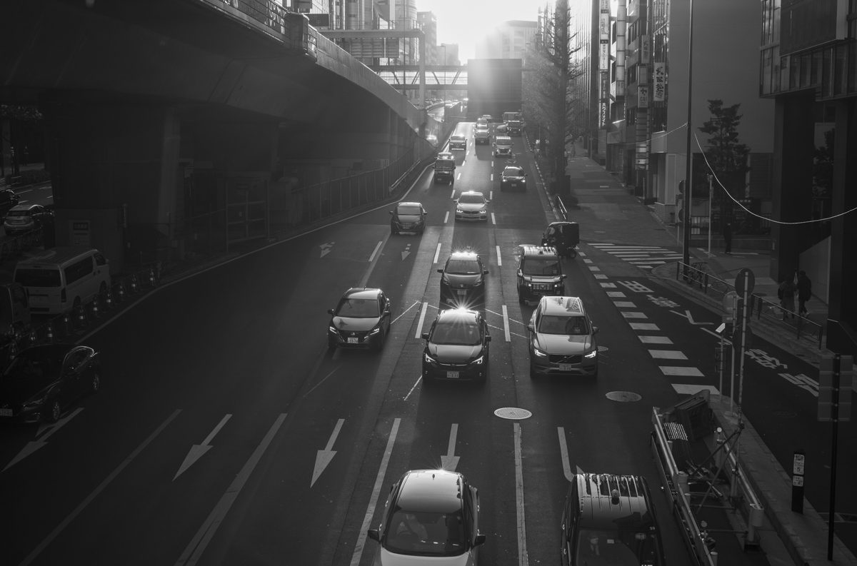 目白に立ち飲みワインバルがあると聞いて｜Leica M10 Monochrom + SUMMILUX-M f1.4/50mm ASPH.