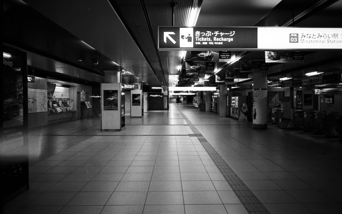 東横線で北へ｜Leica M3 + SUMMARON-M f5.6/28mm + ILFORD HP5 PLUS