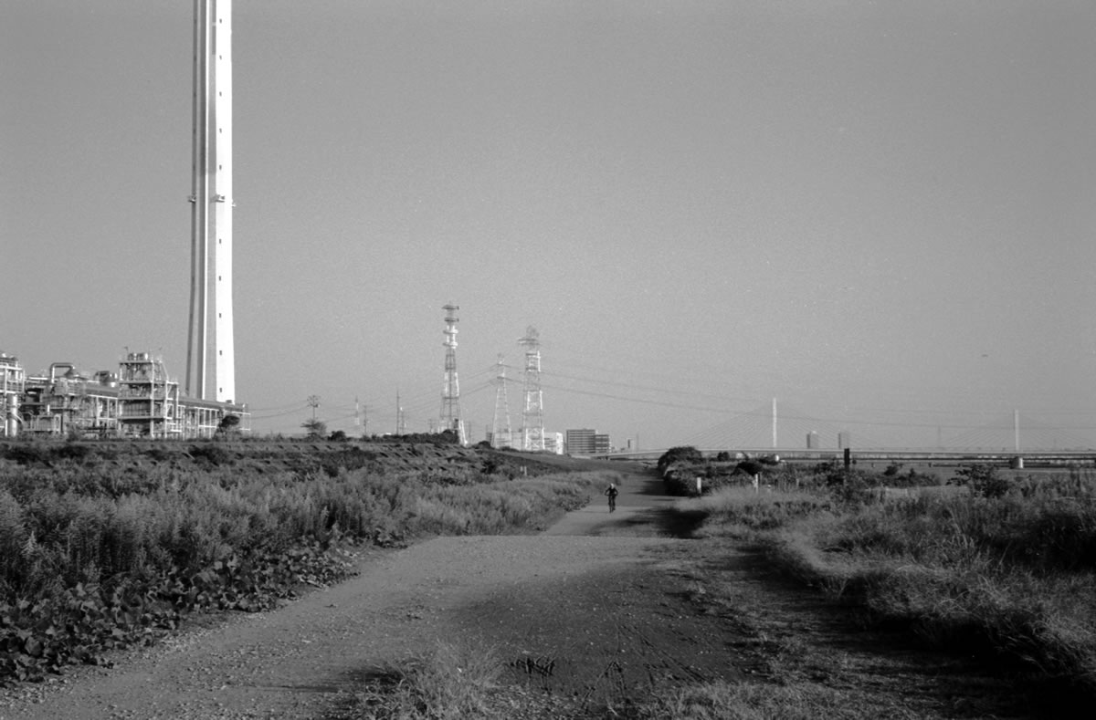 荒川河口から川島町までは70kmほど｜Rollei 35S + MARIX 400