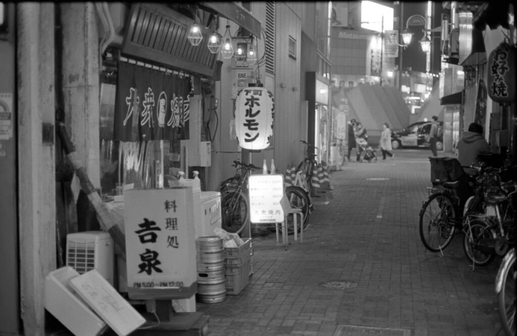 本日の目的地・2回目のコグマヤ｜Leica M3 + C Sonnar T* 1.5/50 ZM + FKodak TRI-X 400