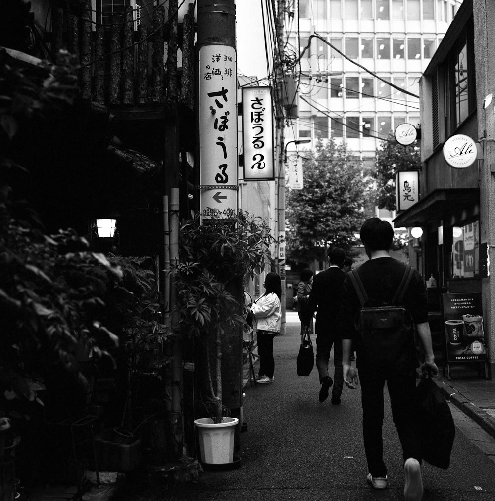 ローライフレックスによるFomapan200 Creative試写①｜ROLLEIFLEX 2.8F + Fomapan200 Creative