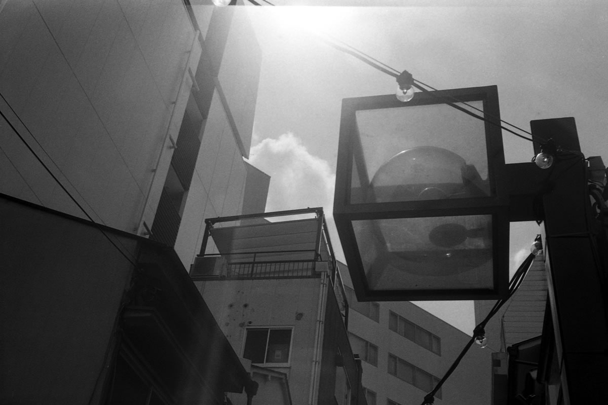 8月初旬の熱波よ｜Rollei 35S + MARIX 400