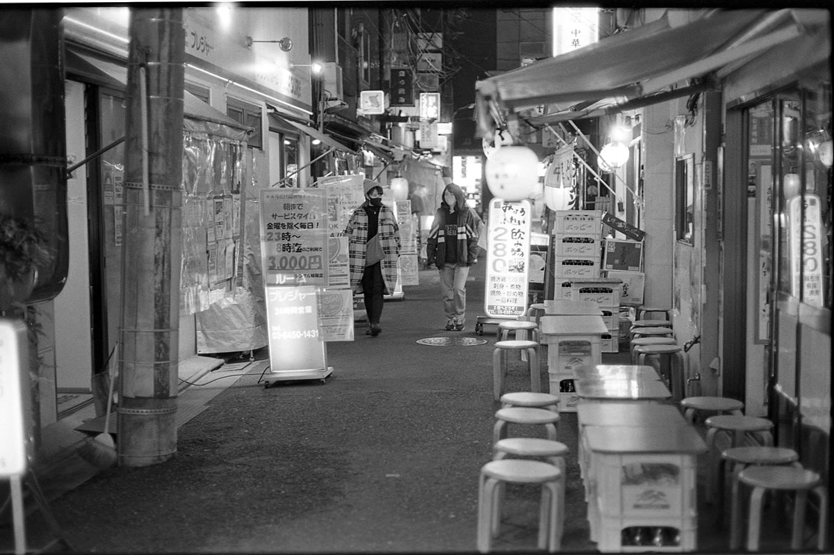 ゾナーはフィルムで撮るととても優しくなる｜LEICA M5 + C Sonnar 50mm F1.5 + FUJIFILM NEOPAN 400 PRESTO